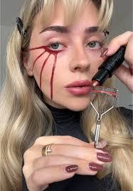 Tamara Poff's Instagram, Twitter & Facebook