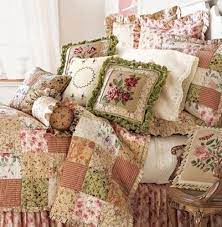 La Biancheria Da Letto E Un Dettaglio Fondamentale Nella Casa Arredata In Stile Shabby Chic Provenzale E Country Q Decoracao De Camas Roupa De Cama Almofadas