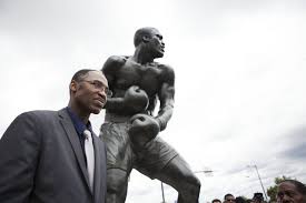 12 января 1944, бьюфорт, южная каролина, сша — 7 ноября 2011, филадельфия, пенсильвания, сша) — американский. Joe Frazier Statue Unveiled In South Philly Phillyvoice