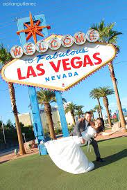 If We Re Ever In Las Vegas Would Love To Renew The Wedding Vows Las Vegas Travel Memories Holiday Travel