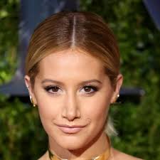 Ashley tisdale to kolejna gwiazda, która padła ofiarą mody na tzw. Ashley Tisdale News Tips Guides Glamour