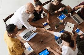 Tips for project managers: How to choose the right team members for your  project - InLoox