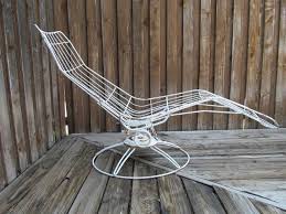 Mid Century Modern Wrought Iron Eames Era Homecrest Siesta Chaise Lounge Chair Vintage Patio Furniture Vintage Patio Mid Century Outdoor Furniture
