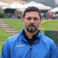 saːlih utʃan, born 6 january 1994) is a turkish professional footballer who plays as a midfielder for alanyaspor. Erol Bulut Salih Ucan Kendisinden Beklentilerimizin Farkinda Spor Haberleri