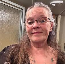 Who provides deep cleaning services for homes in Owen County?