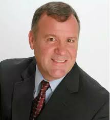 Dale Schueller's Instagram, Twitter & Facebook