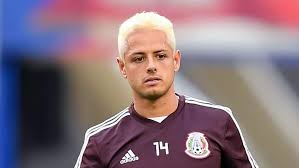 Hirving rodrigo lozano bahena is a mexican professional footballer who plays as a winger for serie a club napoli and the mexico national tea. Chicharito Hair Why Javier Hernandez Has Blonde Haircut Heavy Com