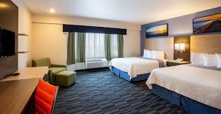 Enjoy the luxury at our secluded and historic monterey b&b inn near downtown, fisherman's wharf & cannery row. Hotel In Downtown Monterey Days Inn Monterey Downtown