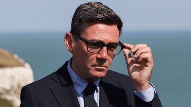 UK PM Burnham vows to be ‘relentless’ on Channel migrant crossings