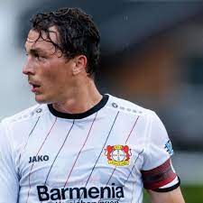 Baumgartlinger играет с 2016 в байер 04 леверкузен (байер ). Werder Bremen Gegen Bayer 04 Leverkusen Julian Baumgartlinger Vor Comeback News