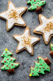 See more ideas about christmas sugar cookies, cookie decorating, christmas cookies. How To Decorate Sugar Cookies Sally S Baking Addiction