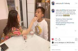 Bila belum punya, daftar dulu ya. 5 Bukti Kasih Sayang Ruben Onsu Sarwendah Ke Betrand Peto Totalitas Matamata Com