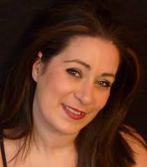 1. Entre luz y sombras: El amor prohibido eBook : García Moll, Sandra:  Amazon.es: Tienda Kindle