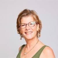 Kathy Middaugh's Instagram, Twitter & Facebook