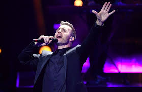 In 1996, take that, a boy band consisted of five members, including barlow. Gaggdhbj1paypm