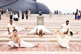Often fully booked as solid surf house only accommodates 18 beds and creates a intimate atmosphere. Hanahatha Yoga Isha Yoga Bay Area