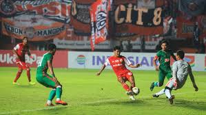 Jun 17, 2021 · kompetisi kasta elite tanah air bakal dibuka secara simbolis dengan mempertandingkan laga persija jakarta vs pss sleman direktur operasional pt lib, sudjarno, dalam sesi konfrensi pers yang digelar di kantornya di wisma mandiri, jakarta, pada kamis (17/6/2021) mengungkapkan draf jadwal kompetisi sudah disebar ke seluruh klub kontestan. Persija Jakarta Vs Pss Prediksi Skor H2h Live Streaming