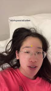 Amanda Paiz's Instagram, Twitter & Facebook