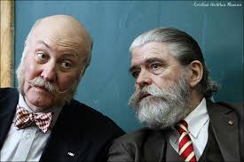 Profesorul Ernest H. Latham a lansat la Bucuresti o carte plina de  istorisiri secrete: Timeless and transitory. 20th Century Relations Between  Romania and the English-Speaking World. FOTO/VIDEO