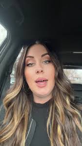 Tiffany Warnick's Instagram, Twitter & Facebook