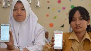 Check spelling or type a new query. Aturan Membawa Ponsel Saat Sekolah Sriwijaya Post