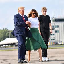 Der sohn von donald trump soll bis zum 7. Donald Melania Trump So Gross Ist Sohn Barron Trump Gala De