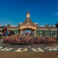A stranger's venom someone kidnapped dr. Enchanted Kingdom To Open At Half Capacity Manila Bulletin