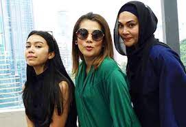 Sharifah shahirah jawab sharifah sakinah dikhabarkan berkahwin dengan kekasih? 17 Selebriti Malaysia Ini Sebenarnya Merupakan Adik Beradik Selongkar10
