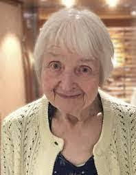 Denise Casperson's Instagram, Twitter & Facebook