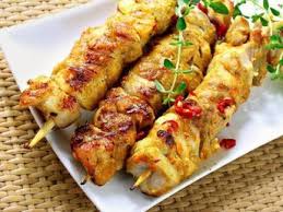 Brochette De Poulet Marinee Au Citron Et Au Thym Recette Recette Brochette Poulet Filet Poulet Et Brochette Poulet