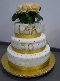 Gateau Noces D Or Cake Desserts Food
