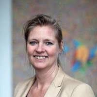 3 "Esther Weiland" profiles