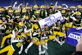 King Philip uses a balanced attack in cementing a perfect run with its  Division 2 Super Bowl win over Marshfield