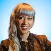 Tina Dunphy's Instagram, Twitter & Facebook