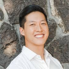 Alex Yen's Instagram, Twitter & Facebook