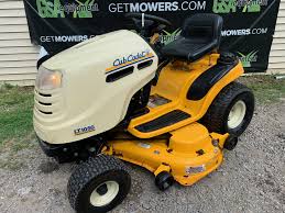 Although i think that you can understand this item even if you look at the image, although it is in the state of appearance, it looks like the two models are used corresponding to the year, but the engine is not. 50in Cub Cadet Lt1050 Riding Lawn Tractor W 26 Hp Kohler Engine Gsa Equipment New Used Lawn Mowers And Mower Repair Service Canton Akron Wadsworth Ohio