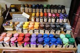 Guide To Florence S Top 17 Souvenirs Florence Shopping Shopping In Italy Italy Travel