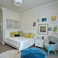 كيف تضع سرير في غرفة النوم 84 صورة لكيفية وضع النافذة والجدران في فنغ شوي في الغرفة بالنسبة إلى الباب