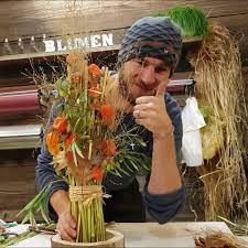 Oktober 12, 2013 redaktion hinterlasse einen kommentar. Naturdeko Selber Machen Herbst Deko Gartendekoselbermachen Naturdeko Fur Den He Home Floral Arrangements Floral Arrangements Diy Beautiful Flower Arrangements