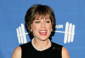 Dorothy hamill death fact check. Skater Dorothy Hamill S Famous Wedge Haircut