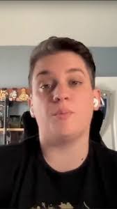 Jason Nussbaum's Instagram, Twitter & Facebook