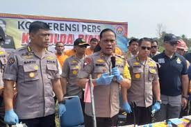 Selain itu, negara mempunyai kekuasaan. Praktik Perlindungan Dan Penegakan Hukum Di Indonesia Halaman All Kompas Com