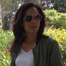 Sharon Paris (@Sharon_readUP)