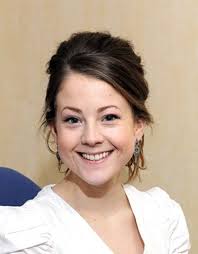 Elise Chamberlain's Instagram, Twitter & Facebook