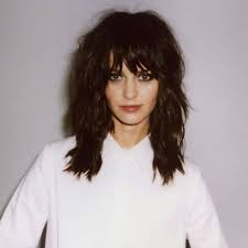 Behindthescenes Offduty Nastygalhq Rocker Hair Hair Styles Hairstyles With Bangs