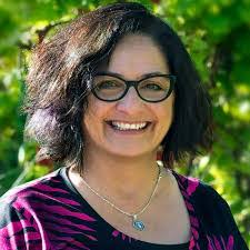 Casey Arriaga's Instagram, Twitter & Facebook