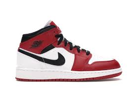 Jordan 1 Mid Chicago 2020 Gs In 2020 Jordan 1 Mid Sneakers Jordans