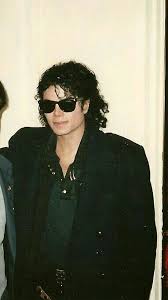 Pin By Michael Jackson Throws Glitte On Michael Jackson The Apple Head A K A Peter Pan Michael Jackson 1988 Michael Jackson Pics Michael Jackson Rare