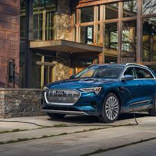Buy audi suv cars and get the best deals at the lowest prices on ebay! Audi Drops E Tron Price By Nearly 9 000 And Ups The Range By 18 Miles The Verge