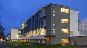 Das bauhaus fachsortiment für sie im überblick. Exploring The Birthplace Of Bauhaus A German Movement That Changed Design Los Angeles Times